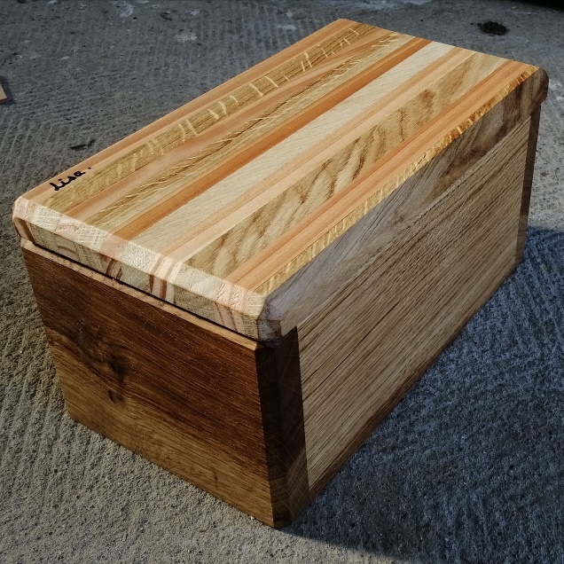 Boîte en bois de récup